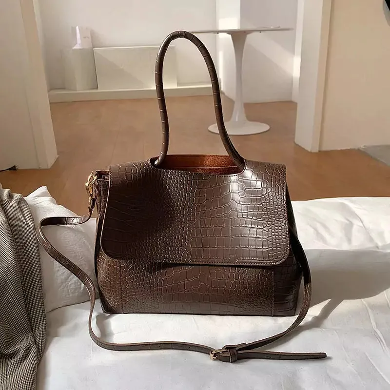 Alligator Pattern- Casual, Trendy & Stylish shoulder handbag