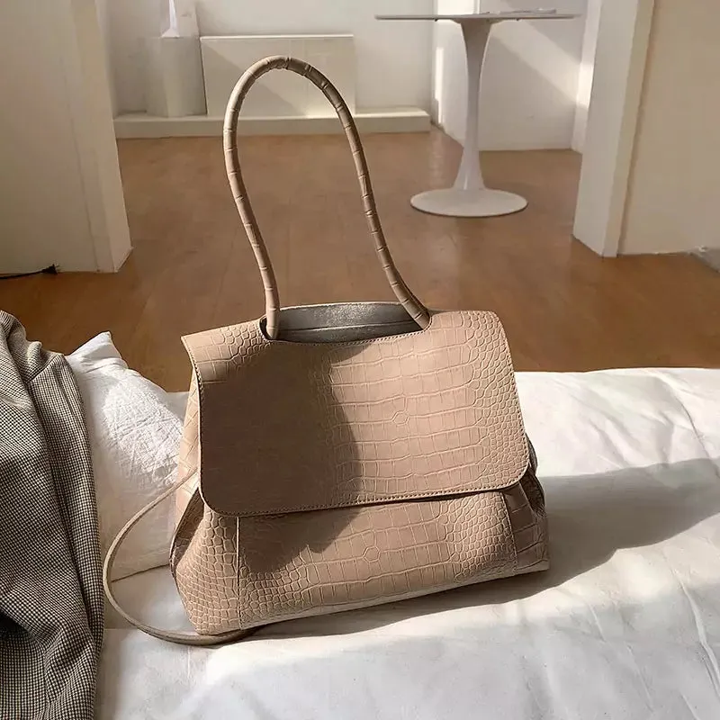 Alligator Pattern- Casual, Trendy & Stylish shoulder handbag