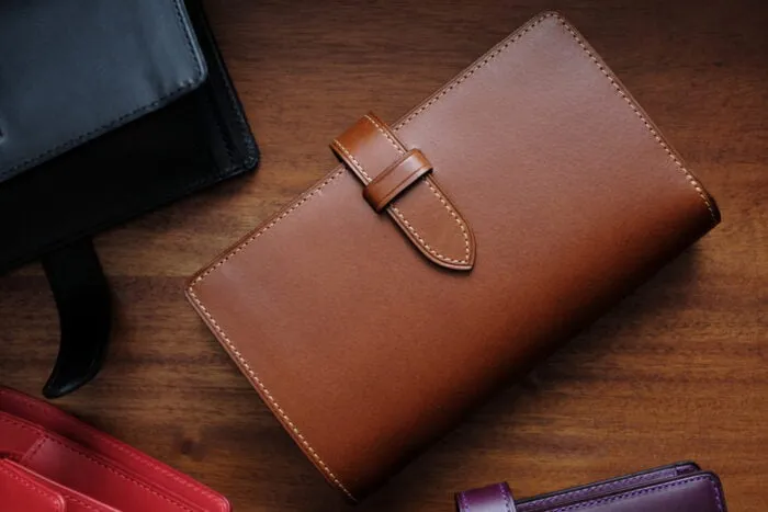 Bifold Strap Wallet