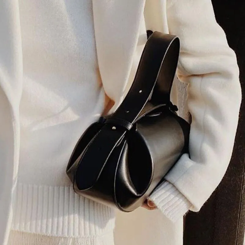 Chic Hobo Handbag