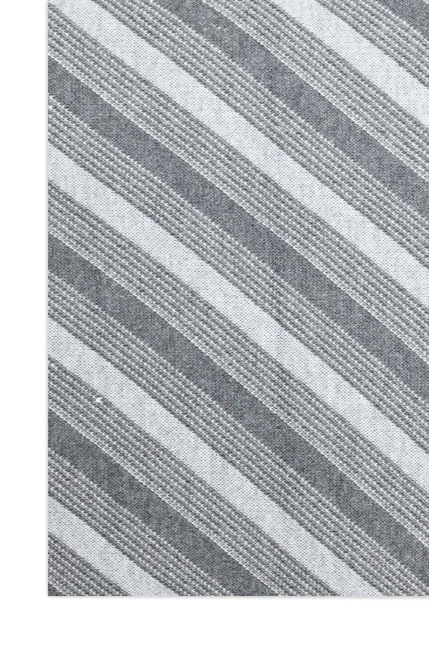 DIAGONAL STRIPE KNIT SCARF-GREY
