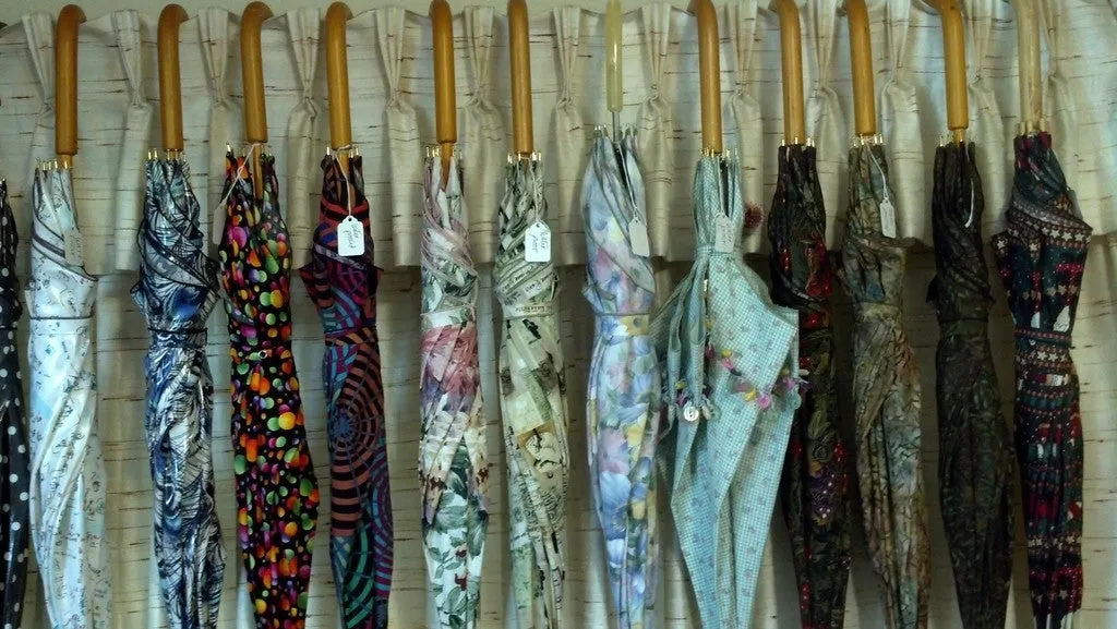 Fashion accessory umbrella, made-to-order