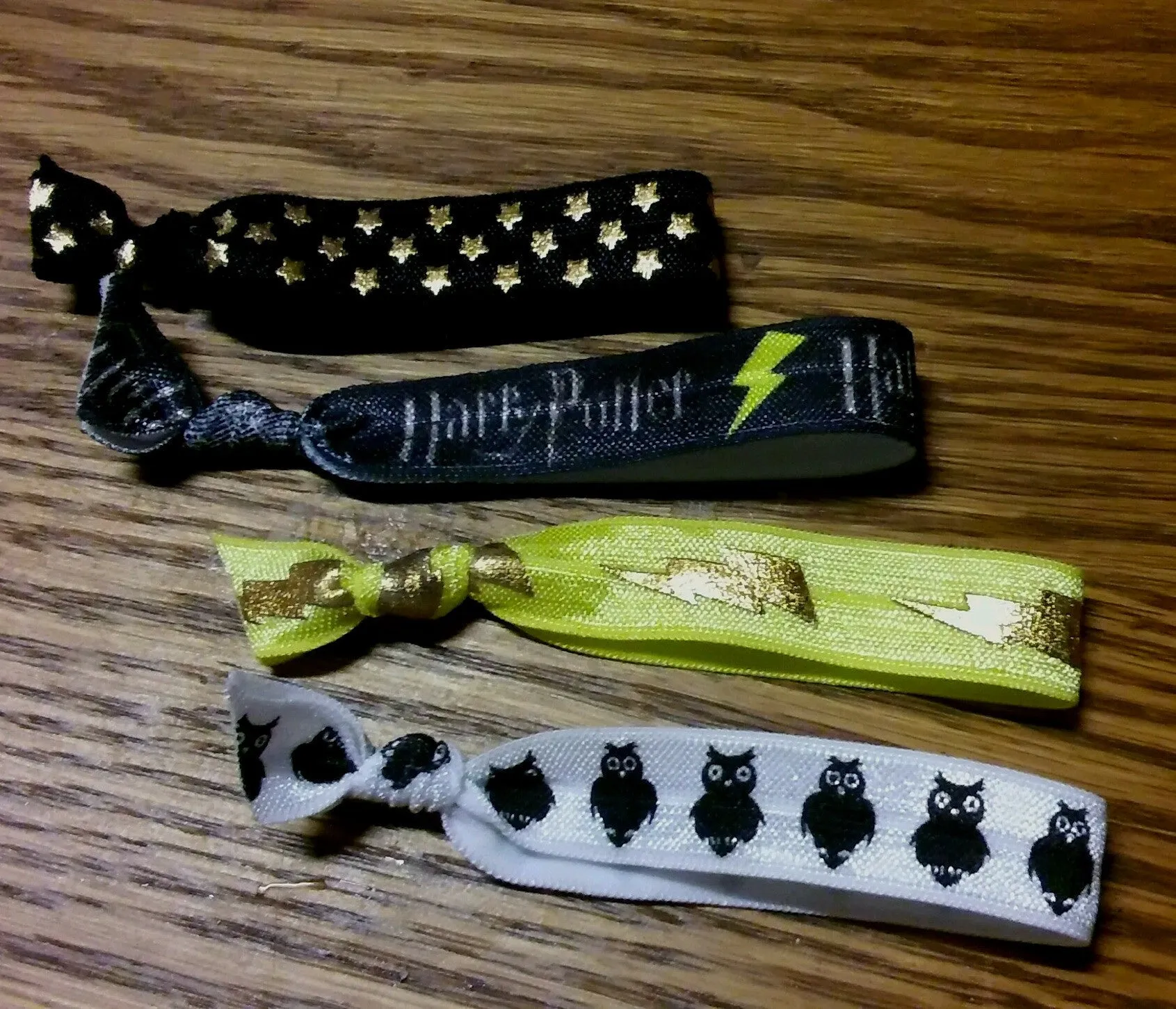 No-Crease Magical Hair Elastics/Bracelet Set