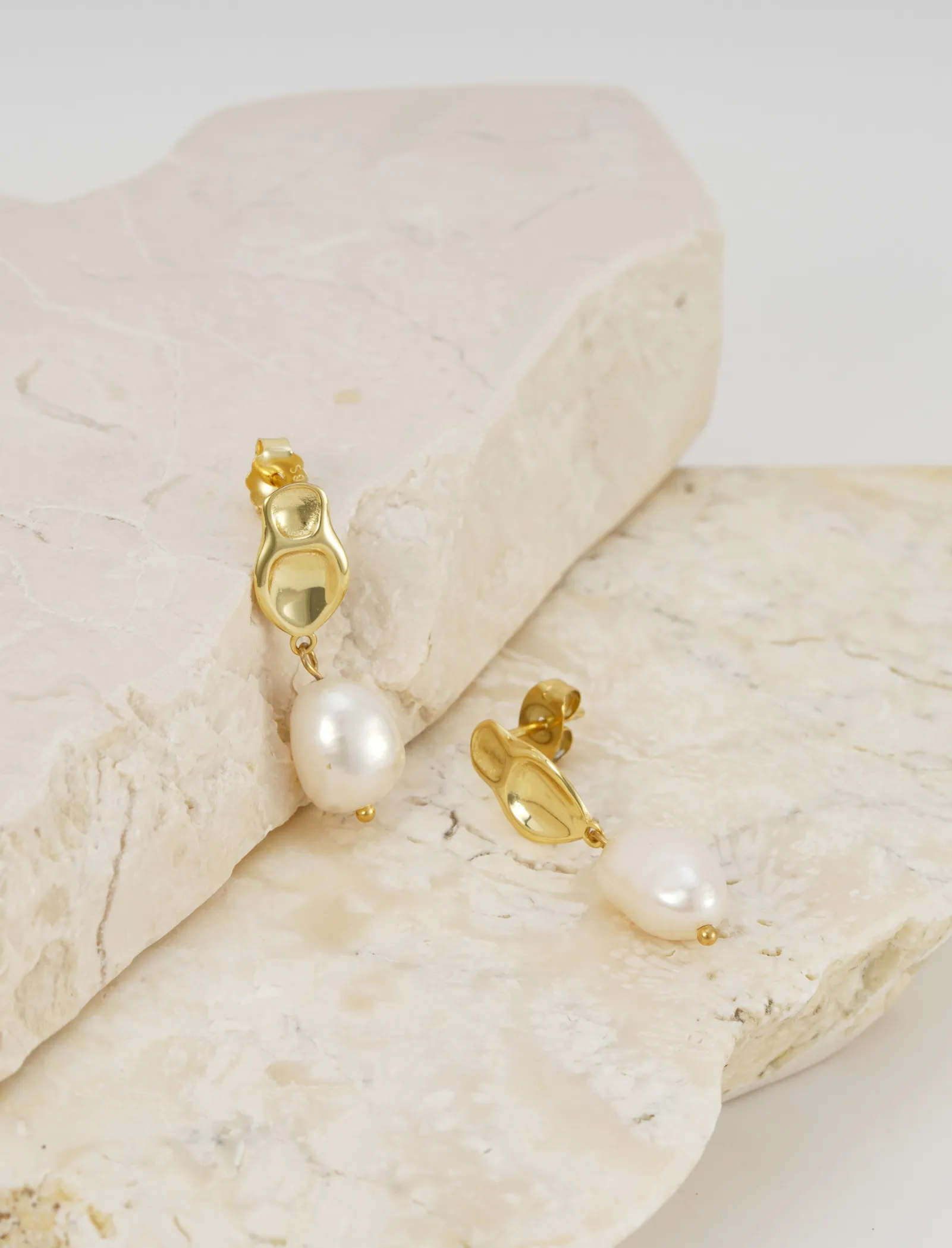 Raya Earrings