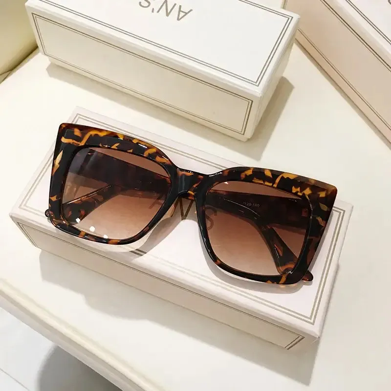 RetroSquare Collection Sunshades