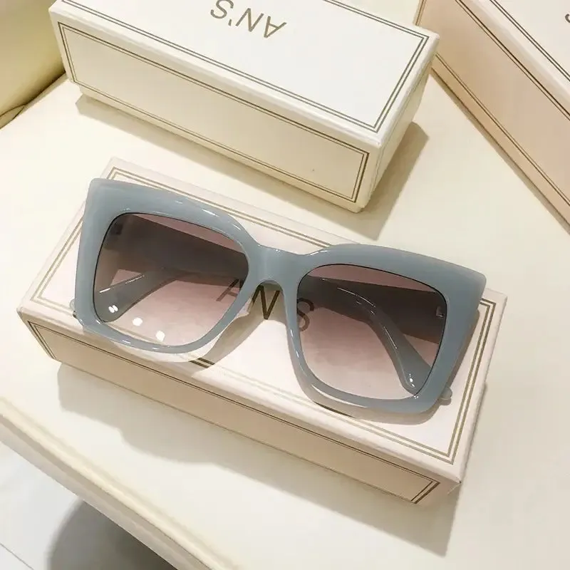 RetroSquare Collection Sunshades