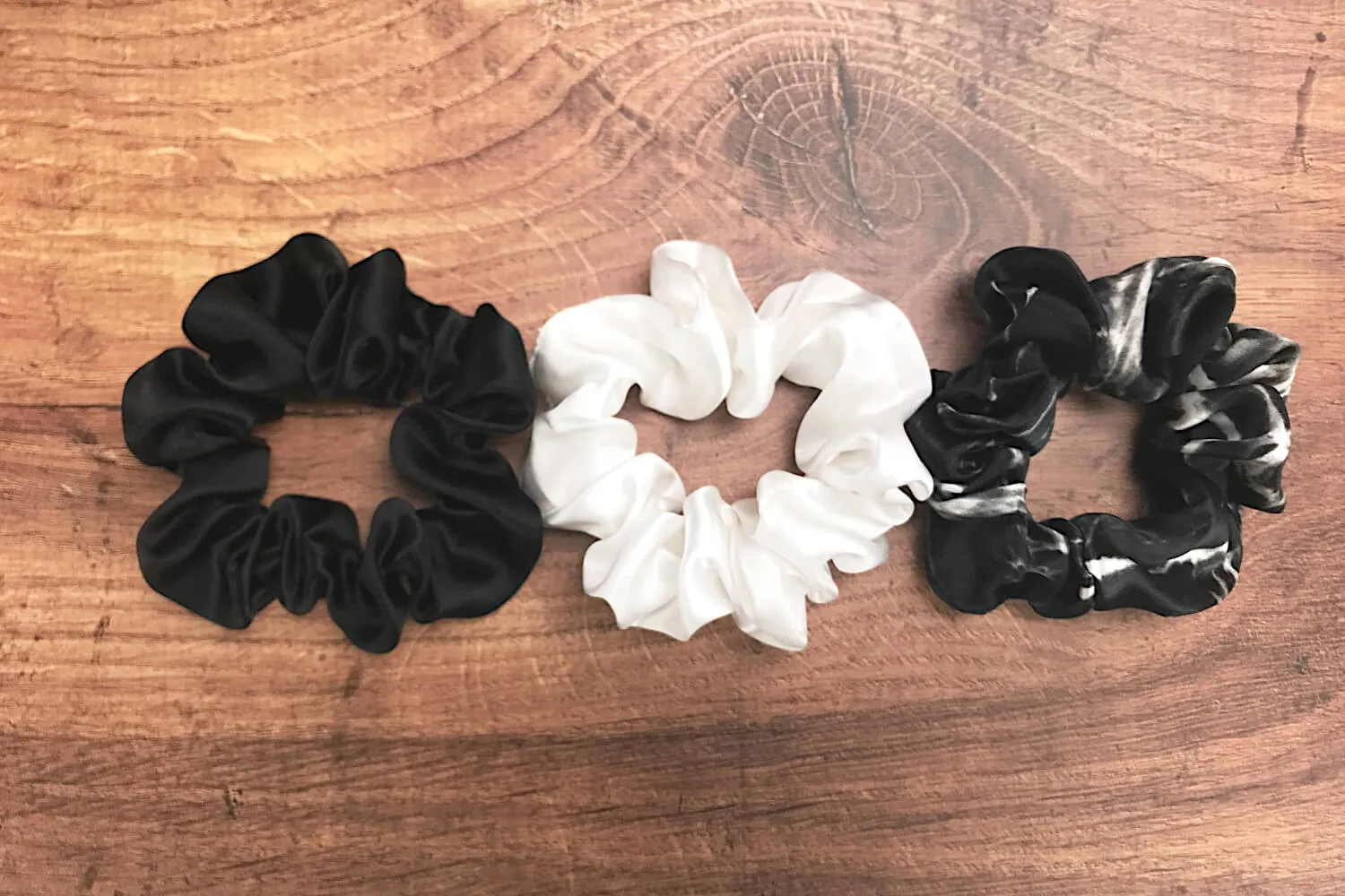 Silk Hair Ties - Ivory Black Marble and Black (Large)