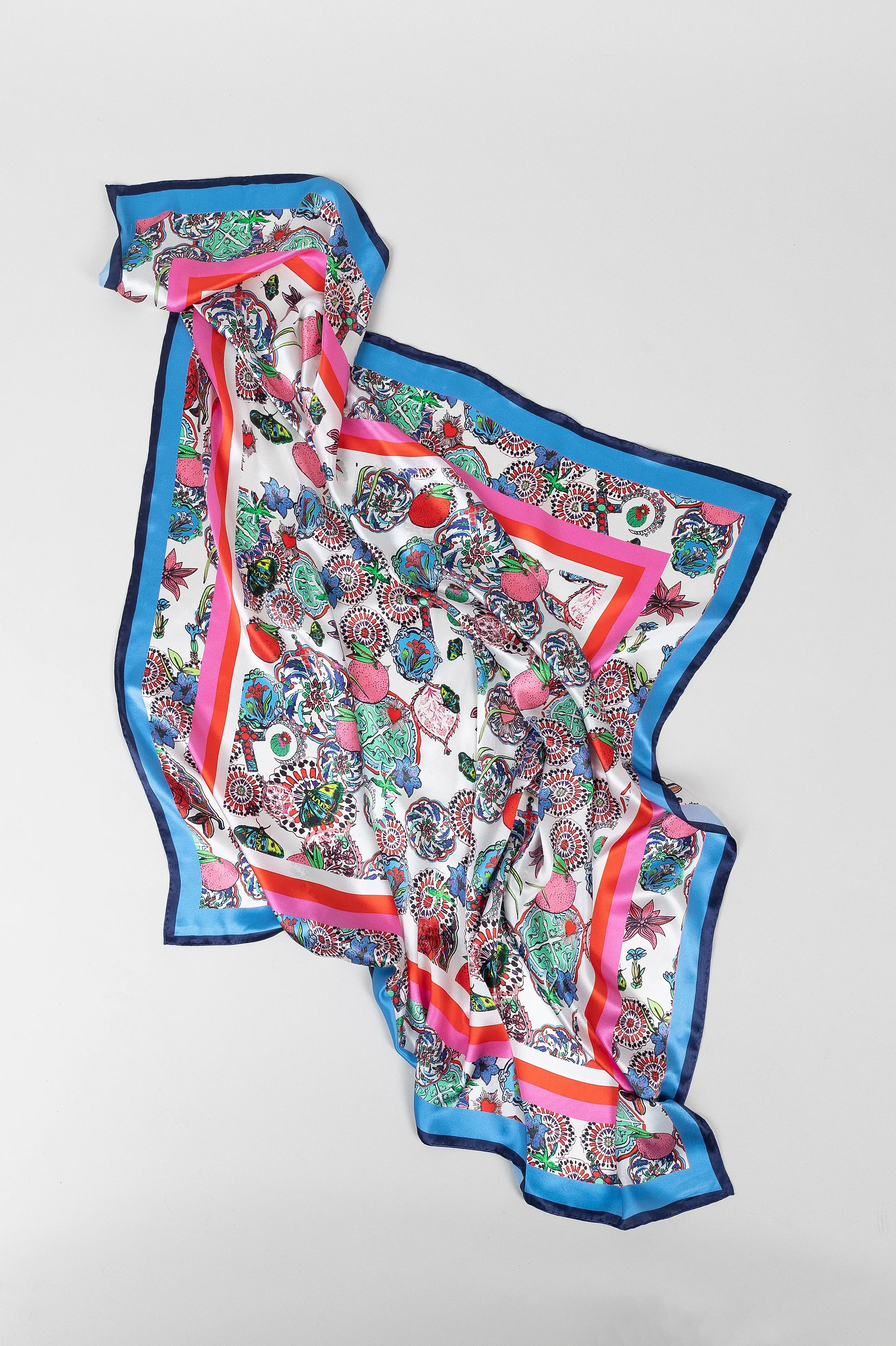 Square Scarf / "Rock the Kasbah"