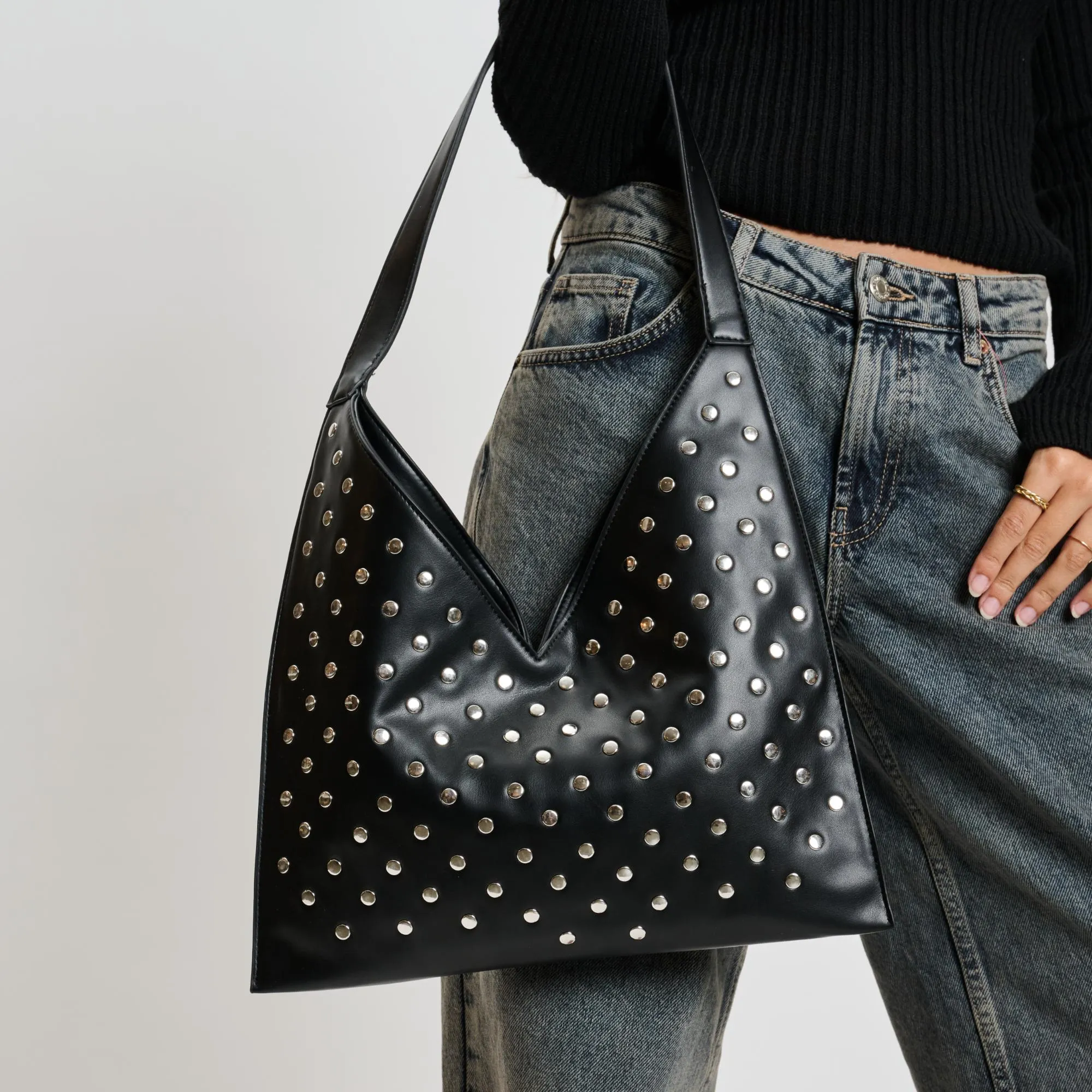 Tori Hobo