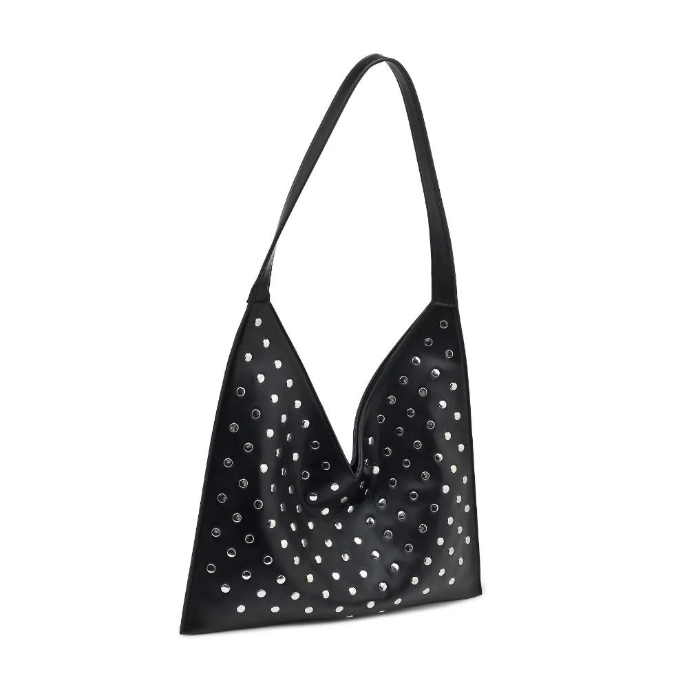 Tori Hobo