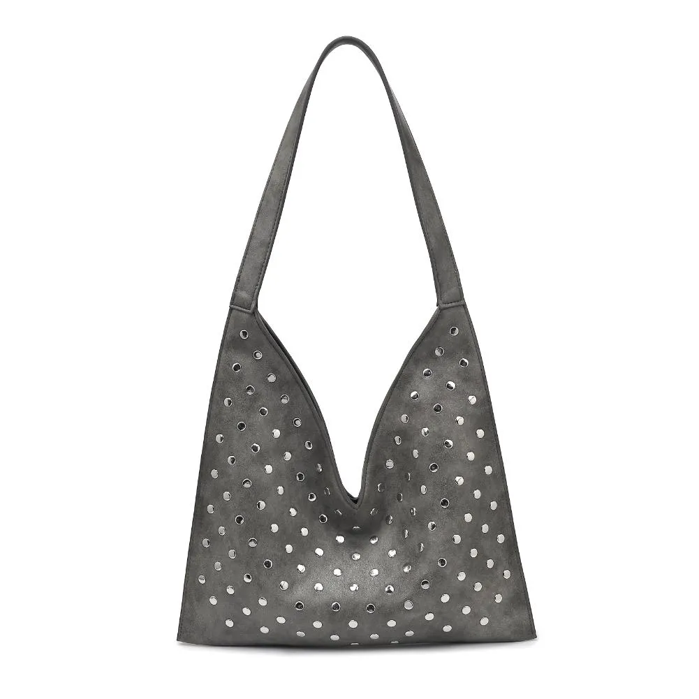 Tori Hobo