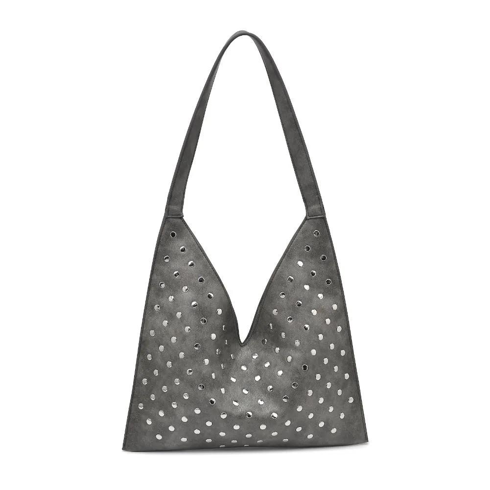 Tori Hobo