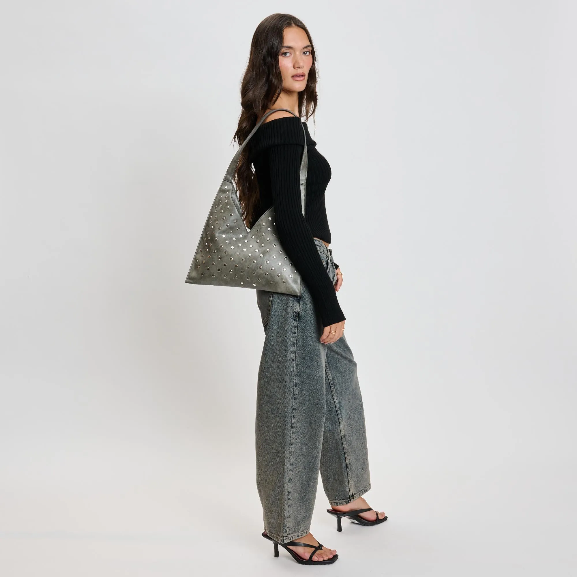 Tori Hobo