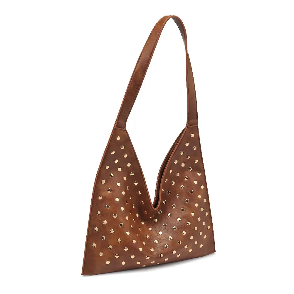 Tori Hobo