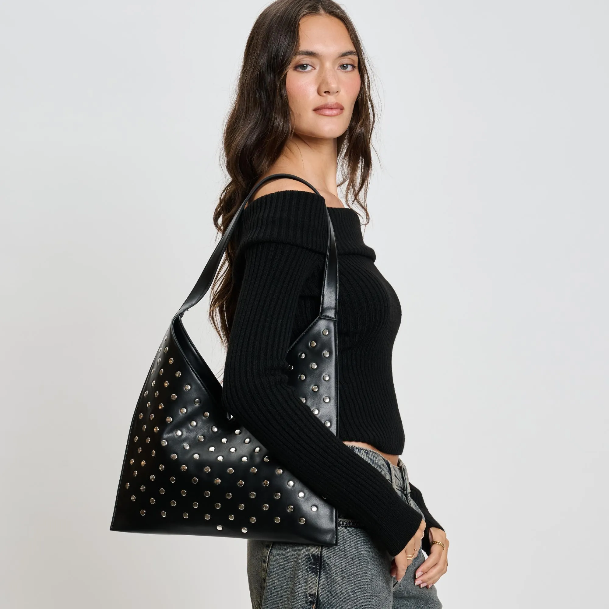 Tori Hobo