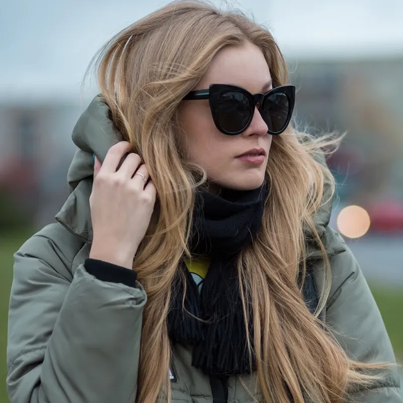 Women's Retro 1960's Mod Oversize Cat Eye Sunglasses